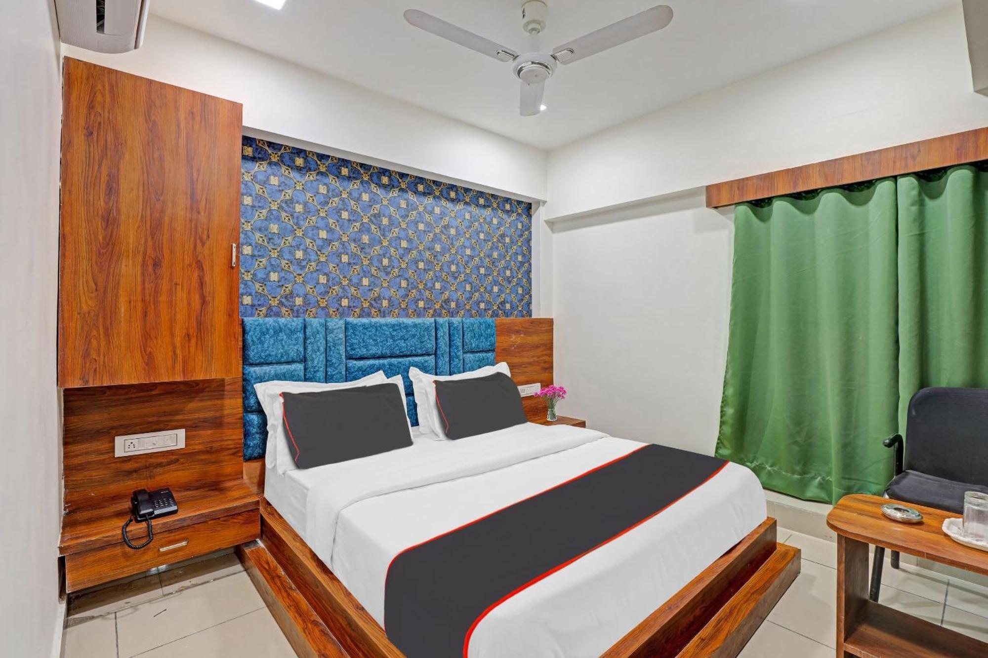 Capital O Bhavya Villa Ahmedabad Eksteriør bilde