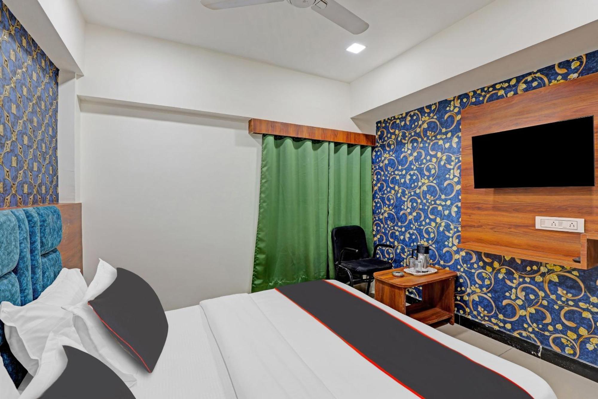 Capital O Bhavya Villa Ahmedabad Eksteriør bilde