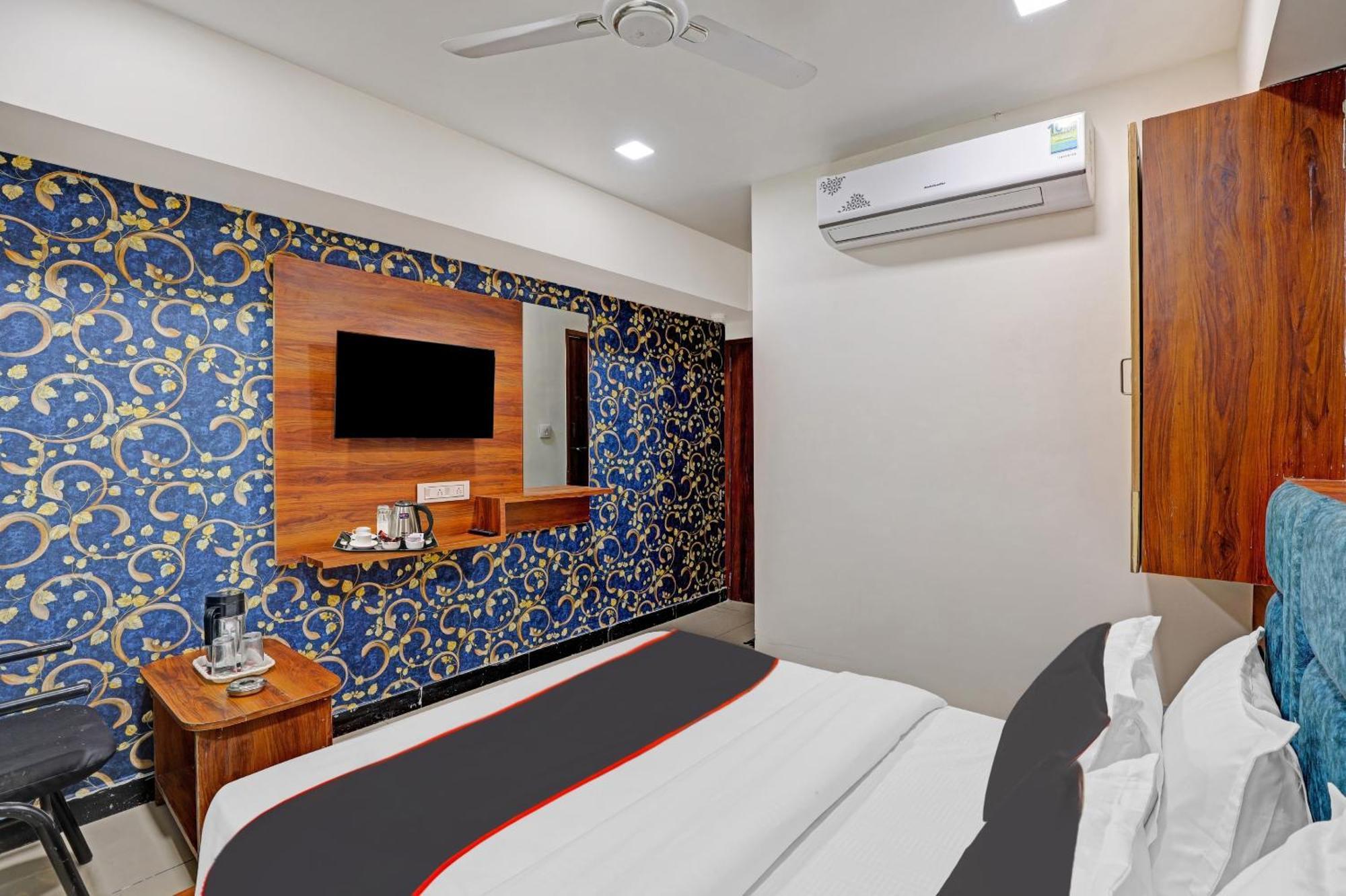 Capital O Bhavya Villa Ahmedabad Eksteriør bilde